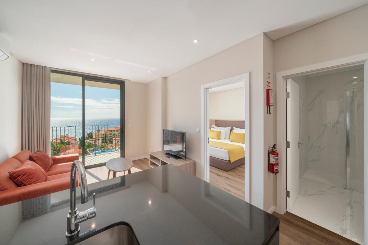 Monumental Plaza By Petit Hotels Funchal  Extérieur photo